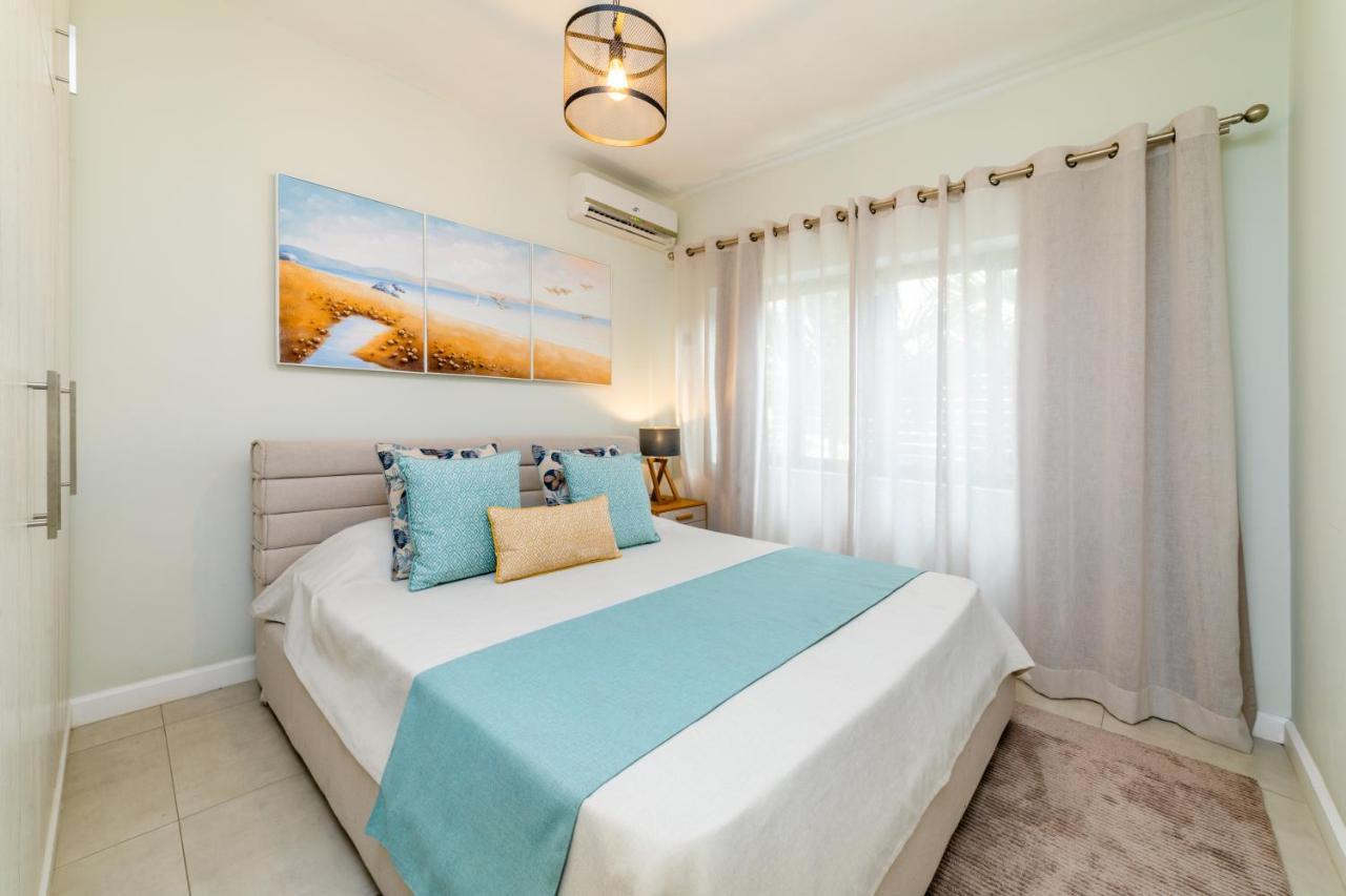 Beachcove Apt No 1 Pereybere Beach エクステリア 写真