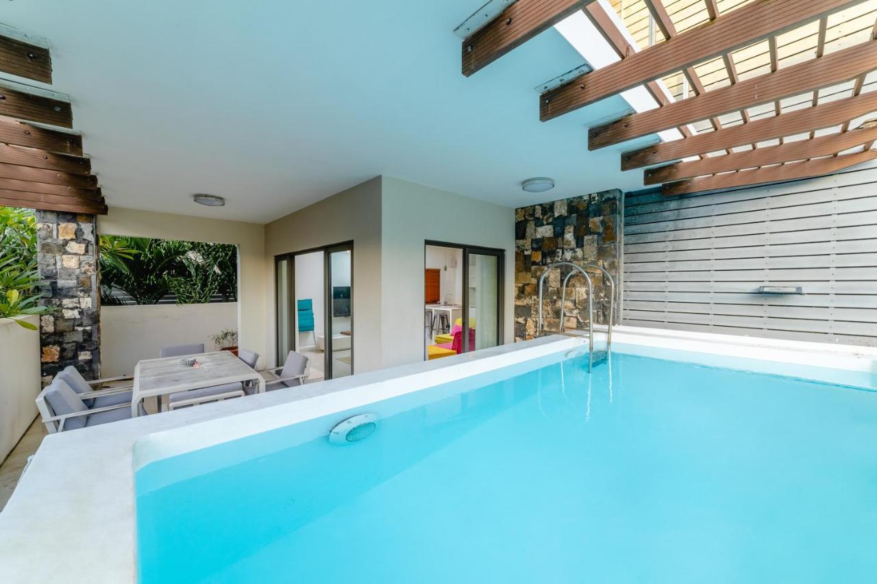 Beachcove Apt No 1 Pereybere Beach エクステリア 写真