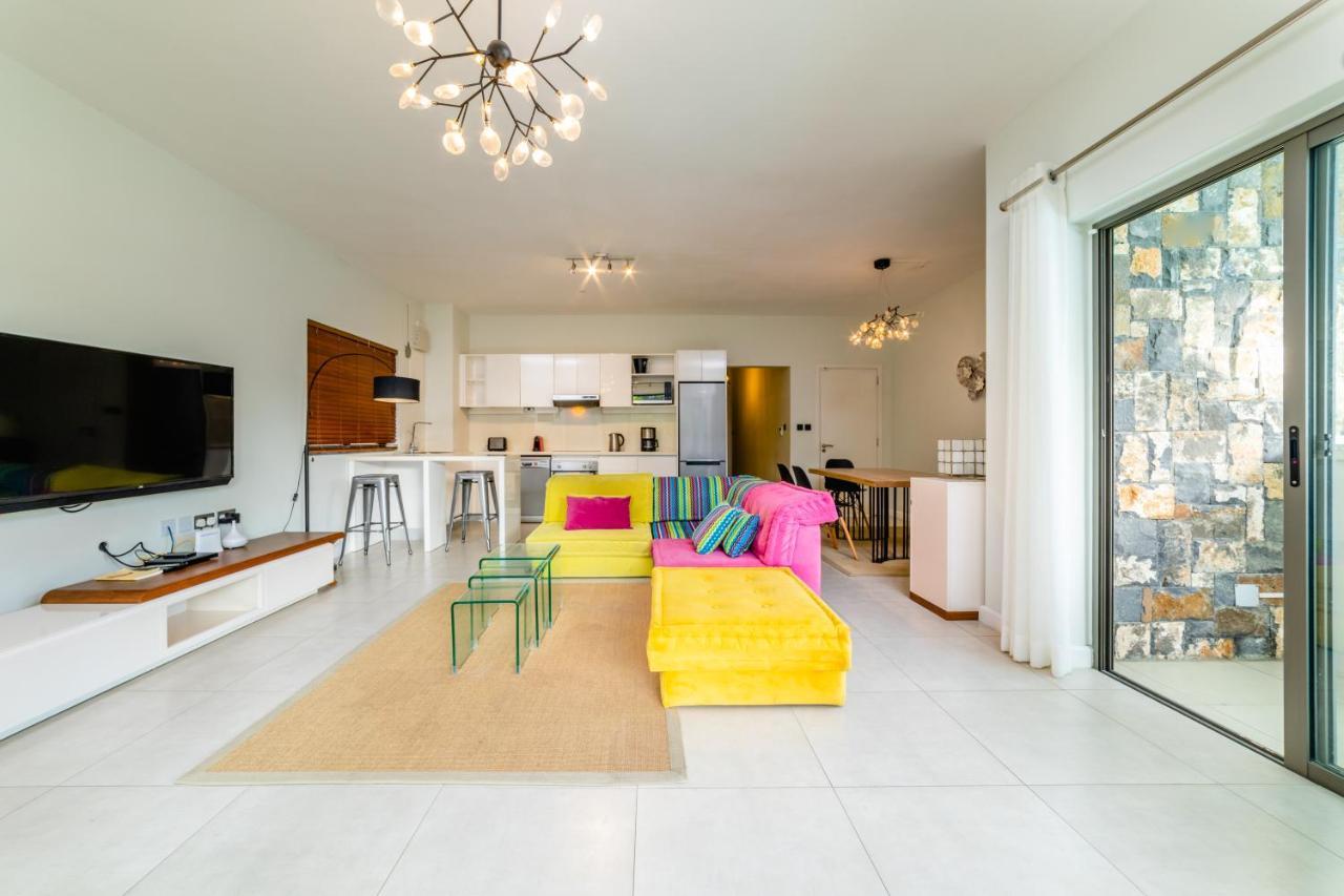 Beachcove Apt No 1 Pereybere Beach エクステリア 写真